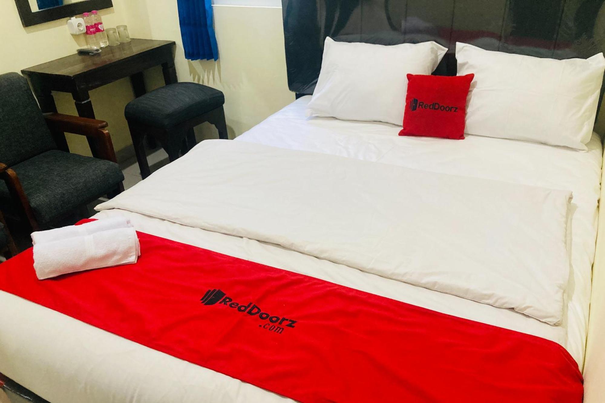 Reddoorz Near Paragon Mall 2 Hotel Semarang