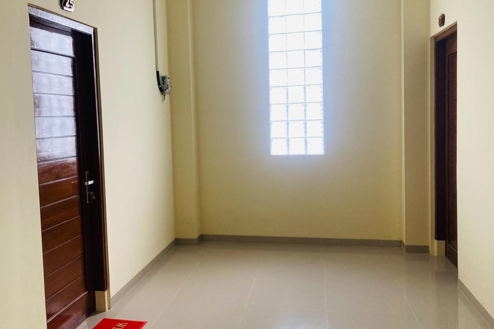 Reddoorz Near Paragon Mall 2 2* Semarang